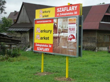 Merkury Market - tablice reklamowe